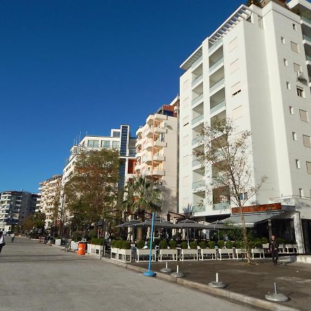 Modern Spacious 1 Bedroom Flat Next To The Beach Vlorë エクステリア 写真